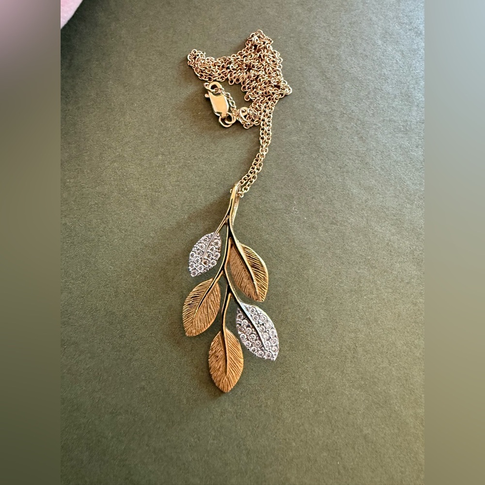 I. Reiss 14k Solid Yellow Gold Multi Leaf Diamond Pendant Necklace, MSRP $4,350
